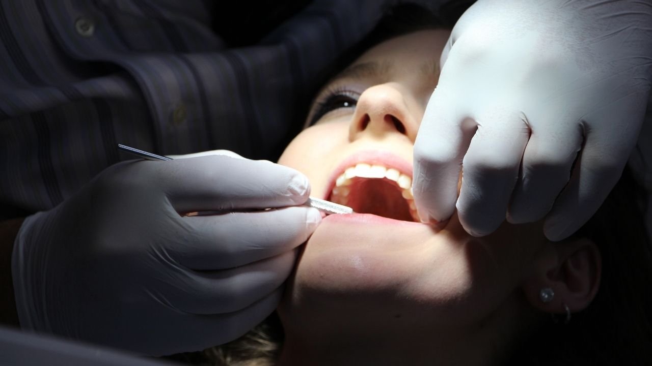 Um pouco da história do dentista